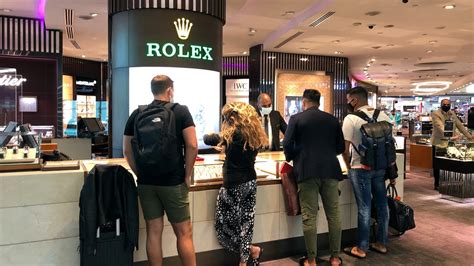 rolex submariner cost in dubai|rolex dubai airport terminal 3.